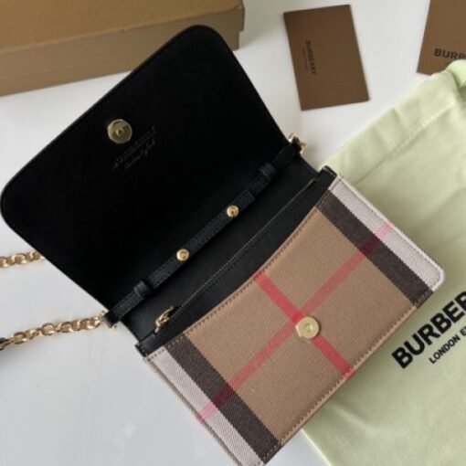 BURBERRY HAMPSHIRE HOUSE CHECK CROSSBODY - Image 5