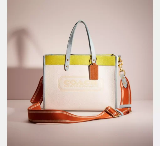 COACH RESTORED FIELD TOTE 30 IN COLORBLOCK