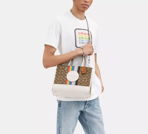 COACH DEMPSEY CARRYALL BAG WITH RAINBOW STRIPES - Image 4