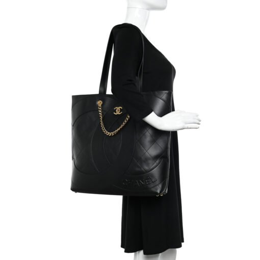 CHANEL STITCHED CC SHOPPER TOTE BLACK - Image 2