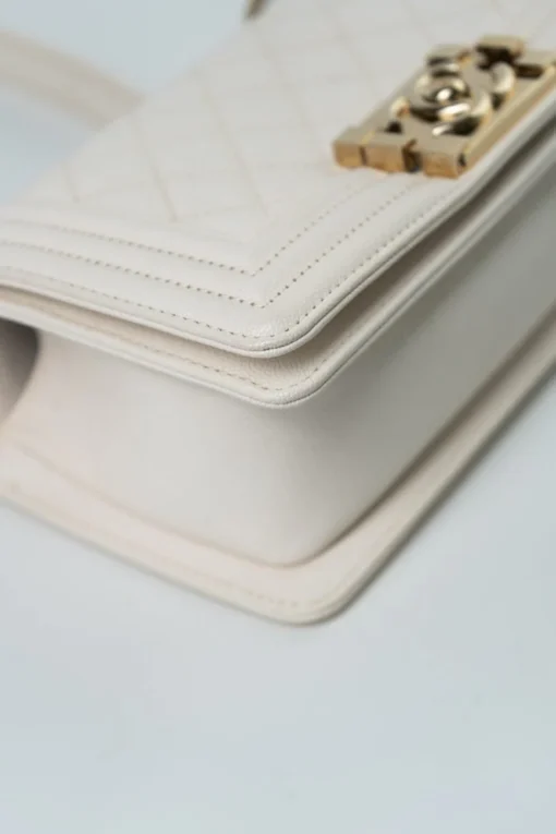 CHANEL WHITE CAVIAR QUILTED LEBOY - Image 3