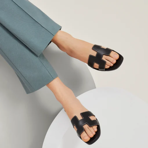 HERMES ORAN SANDAL (BLACK) - Image 5